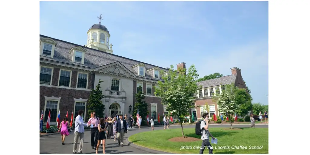 Why Boarding School is a Good COVID-19 Option